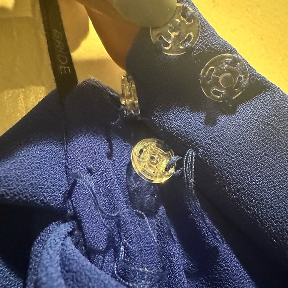 Size 8 Vera Wang Blue Gown - Picture 7 of 9